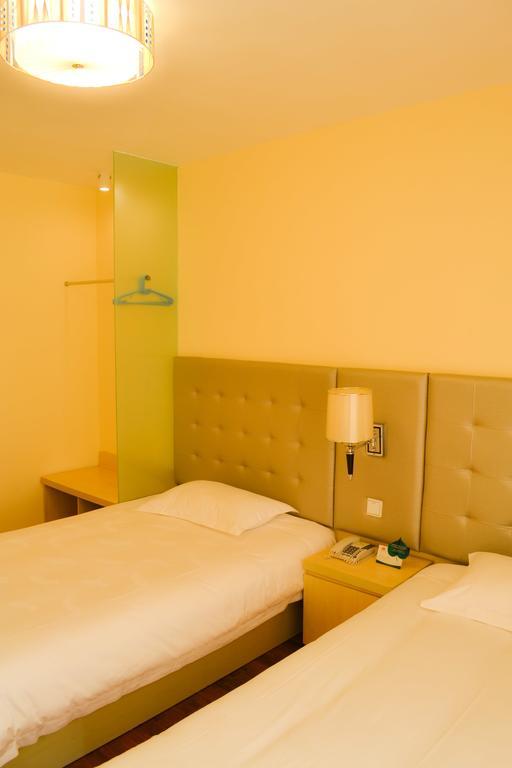 Qingdao Renjia Bussiness Hotel Eksteriør billede